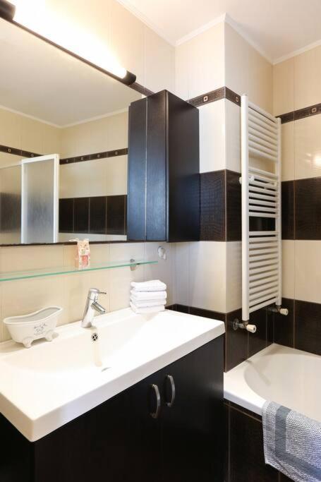 Armilides Luxury 3 Bedroom Maisonette Kokkini Hani Exterior photo