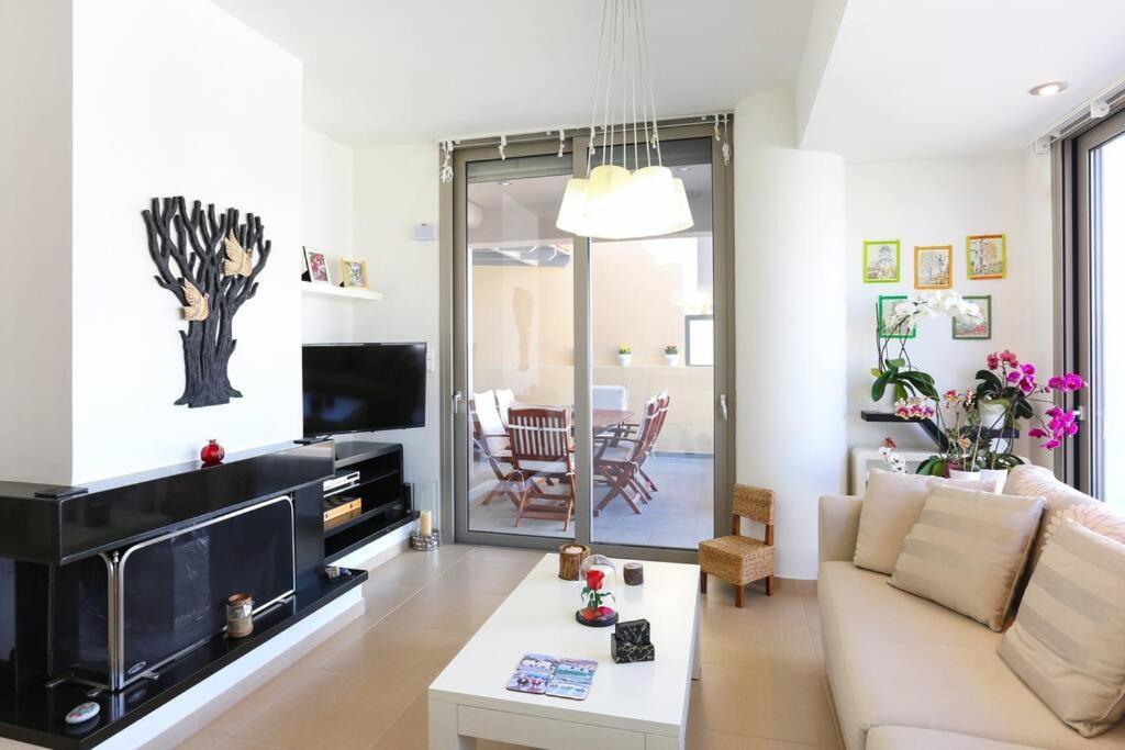 Armilides Luxury 3 Bedroom Maisonette Kokkini Hani Exterior photo